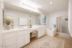 2094 Creekridge Ave, Simi Valley, CA 93065 - Photo 26