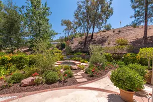 2538 Sandycreek Dr, Westlake Village, CA 91361 - Photo 36