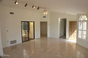 704 Wind Willow Way, Simi Valley, CA 93065 - Photo 14
