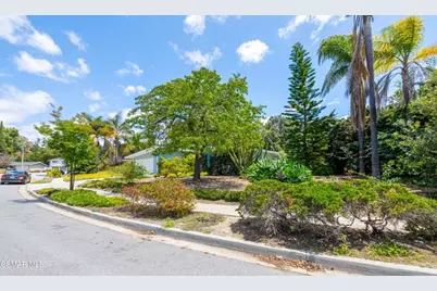 3440 Calle Quebracho, Thousand Oaks, CA 91360 - Photo 32