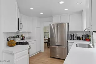 4139 Lost Springs Dr, Calabasas, CA 91301 - Photo 6
