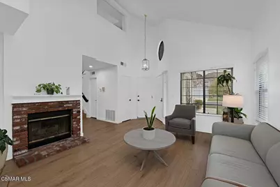4139 Lost Springs Drive, Agoura Hills, CA 91301 - Photo 4
