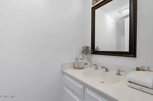 4139 Lost Springs Dr, Calabasas, CA 91301 - Photo 10