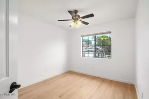 4139 Lost Springs Dr, Calabasas, CA 91301 - Photo 24