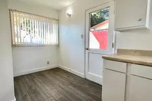 305 Sherman Ave, Moorpark, CA 93021 - Photo 10