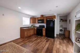 2345 Bryson Pl, Simi Valley, CA 93065 - Photo 20
