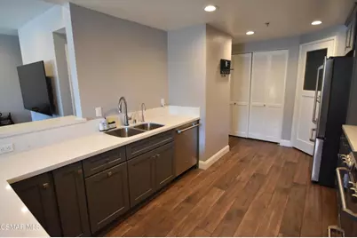 5350 White Oak Avenue #105, Encino, CA 91316 - Photo 14