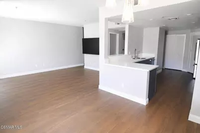 5350 White Oak Avenue #105, Encino, CA 91316 - Photo 6