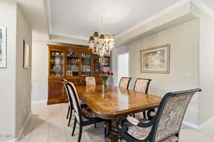 2478 Swanfield Ct, Thousand Oaks, CA 91361 - Photo 12