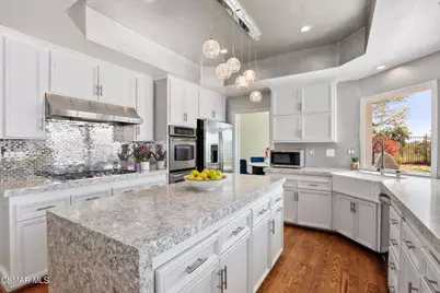 22100 Dardenne Street, Calabasas, CA 91302 - Photo 14