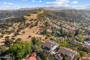 22100 Dardenne St, Calabasas, CA 91302 - Photo 58