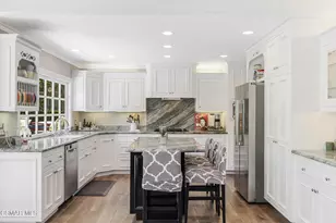1040 Finrod Ct, Westlake Village, CA 91361 - Photo 16