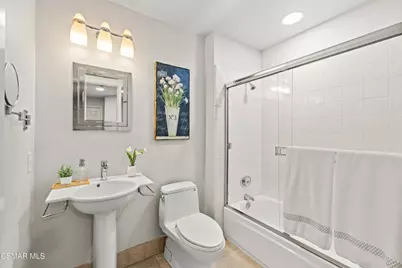 205 Clevenger Avenue, Simi Valley, CA 93065 - Photo 22
