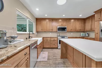 62 Lucero Street, Thousand Oaks, CA 91360 - Photo 6