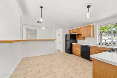 1005 Sheffield Place, Thousand Oaks, CA 91360 - Photo 12