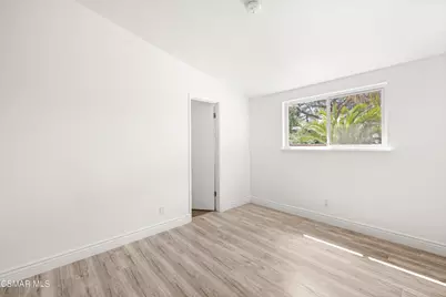 1005 Sheffield Place, Thousand Oaks, CA 91360 - Photo 14