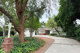 20550 Deforest St, Woodland Hills, CA 91364 - Photo 2
