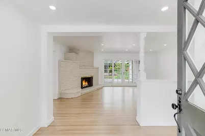 20550 De Forest Street, Woodland Hills, CA 91364 - Photo 8