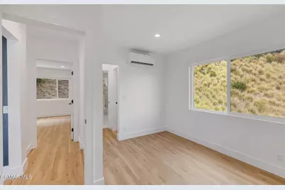 8655 Appian Way, Los Angeles, CA 90046 - Photo 34