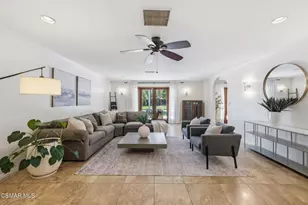 897 Old Farm Rd, Thousand Oaks, CA 91360 - Photo 10