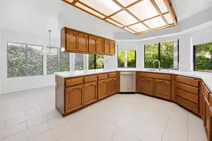 5627 Middle Crest Dr, Agoura Hills, CA 91301 - Photo 22
