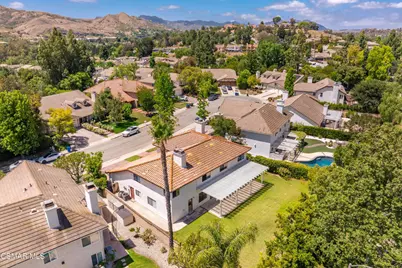 5627 Middle Crest Drive, Agoura Hills, CA 91301 - Photo 2