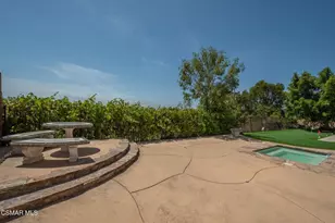 877 Falmouth St, Thousand Oaks, CA 91362 - Photo 34