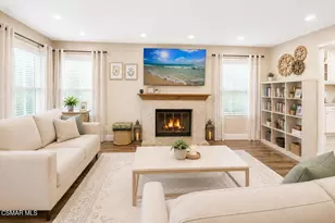 12564 Spring Creek Rd, Moorpark, CA 93021 - Photo 20