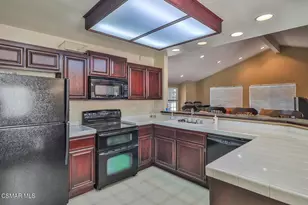 5837 Oak Bend Ln, Oak Park, CA 91377 - Photo 30