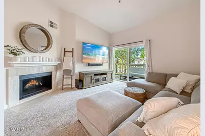 5837 Oak Bend Lane #302, Oak Park, CA 91377 - Photo 4