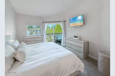 5837 Oak Bend Lane #302, Oak Park, CA 91377 - Photo 18