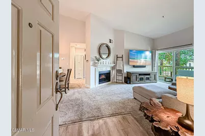 5837 Oak Bend Lane #302, Oak Park, CA 91377 - Photo 2