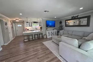 1748 Ahart St, Simi Valley, CA 93065 - Photo 8