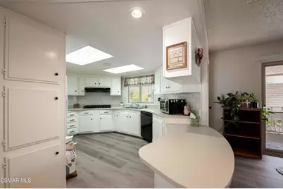51 Saint Charles Court #51, Newbury Park, CA 91320 - Photo 14