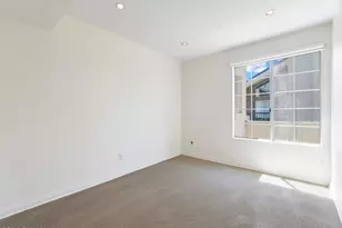 5535 Canoga Ave, Woodland Hills, CA 91367 - Photo 22