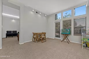 1048 Mountain Oak Pl, Newbury Park, CA 91320 - Photo 8