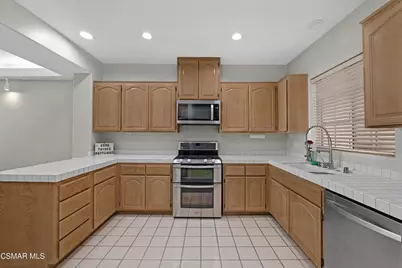 1048 Mountain Oak Place, Newbury Park, CA 91320 - Photo 12
