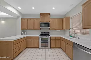 1048 Mountain Oak Pl, Newbury Park, CA 91320 - Photo 12