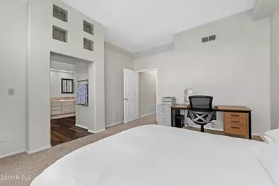 1048 Mountain Oak Place, Newbury Park, CA 91320 - Photo 20