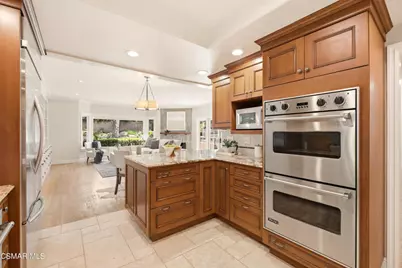 8 Faculty Court, Thousand Oaks, CA 91360 - Photo 10