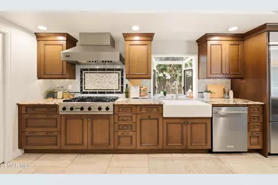 8 Faculty Court, Thousand Oaks, CA 91360 - Photo 30