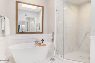 2442 Swanfield Ct, Westlake Village, CA 91361 - Photo 34