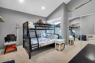 2854 E Sierra Dr, Thousand Oaks, CA 91362 - Photo 18