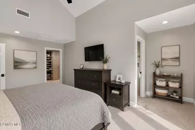 2854 E Sierra Drive, Thousand Oaks, CA 91362 - Photo 14