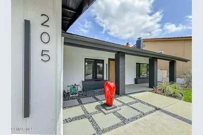 205 Cedar Heights Drive, Thousand Oaks, CA 91360 - Photo 4