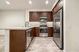 389 Castiano St, Camarillo, CA 93012 - Photo 8