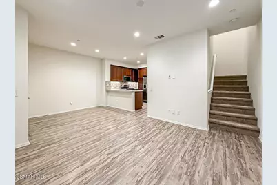 389 Castiano Street, Camarillo, CA 93012 - Photo 6
