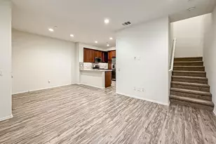 389 Castiano St, Camarillo, CA 93012 - Photo 6