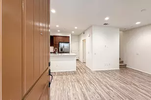 389 Castiano St, Camarillo, CA 93012 - Photo 4