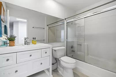 211 McAfee Court, Thousand Oaks, CA 91360 - Photo 34